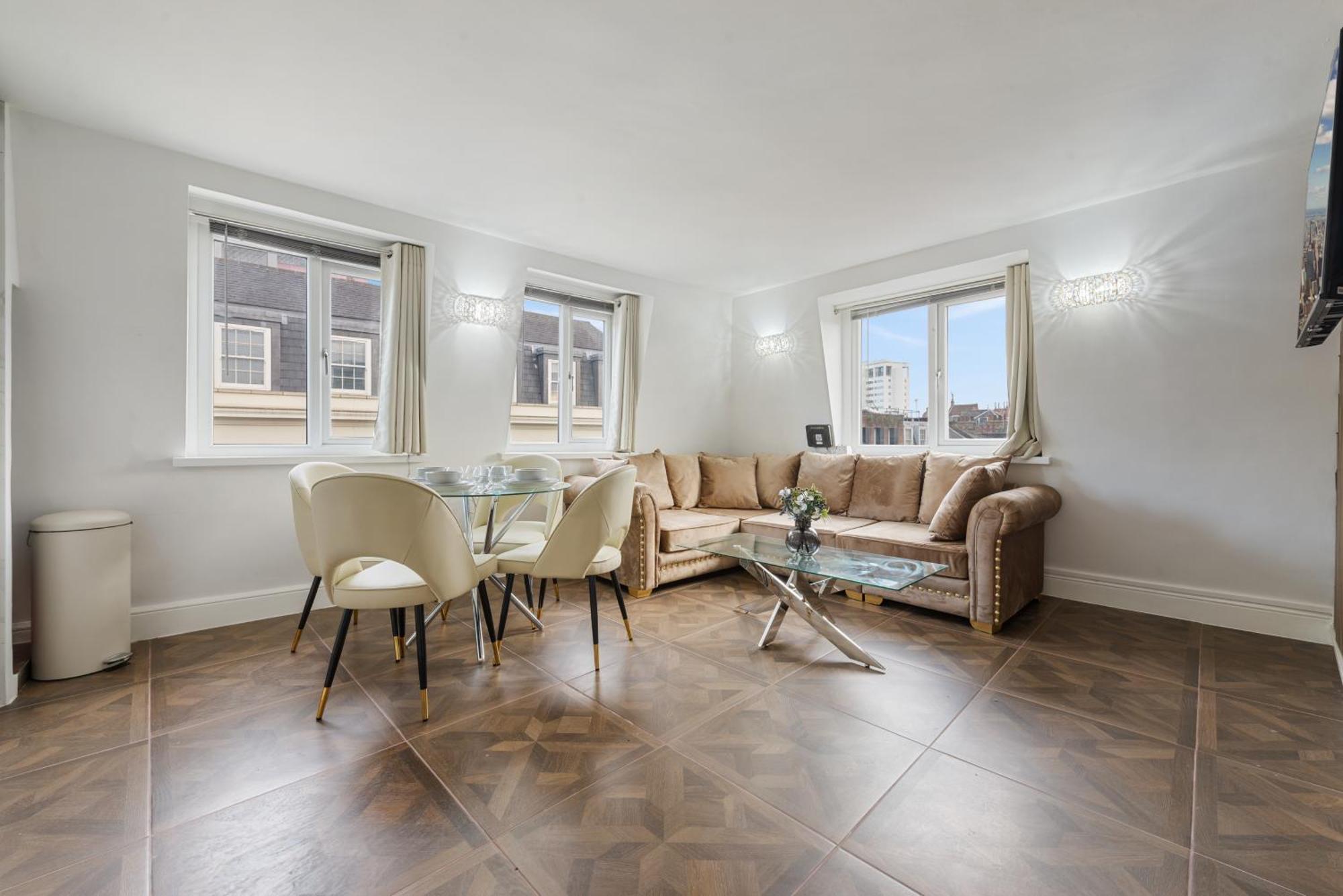 Stylish In The Heart Of Soho Your West End Escape! Gsg * Londra