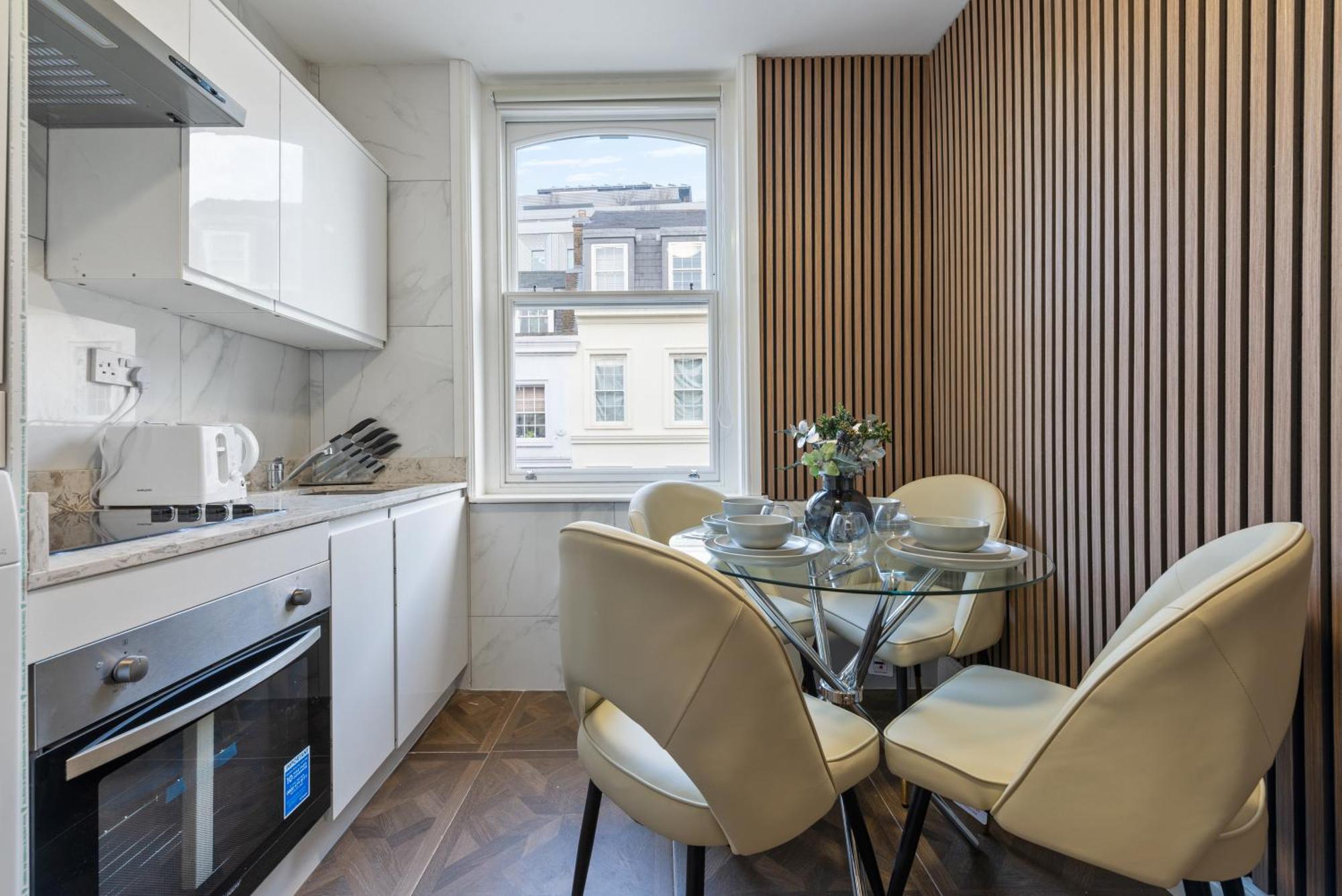 Appartamento Stylish In The Heart Of Soho Your West End Escape! Gsg Londra