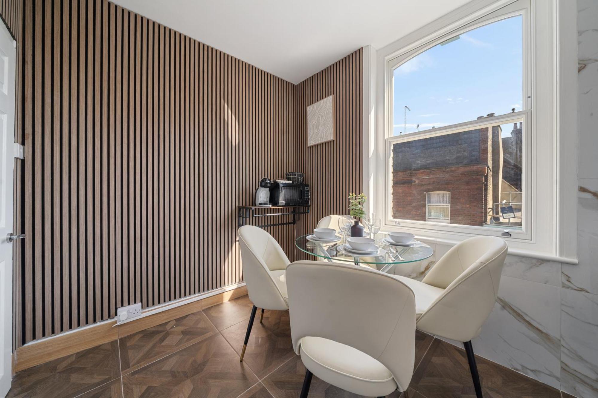 Stylish In The Heart Of Soho Your West End Escape! Gsg Appartamento Londra