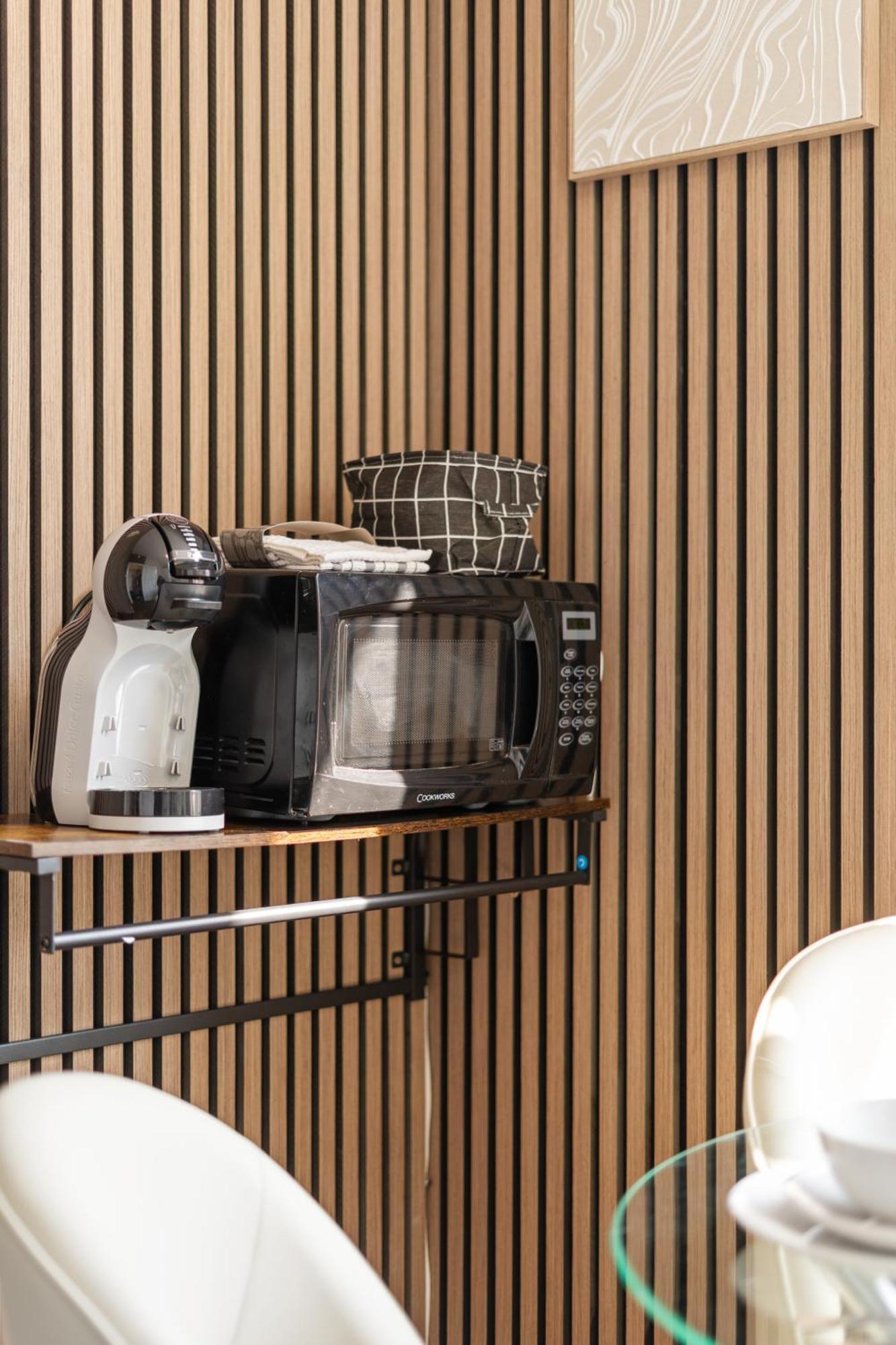 Stylish In The Heart Of Soho Your West End Escape! Gsg Appartamento Londra